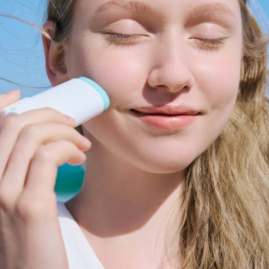 SKIN1004 Hyalu-Cica Silky-Fit Sun Stick SPF50+ PA++++
