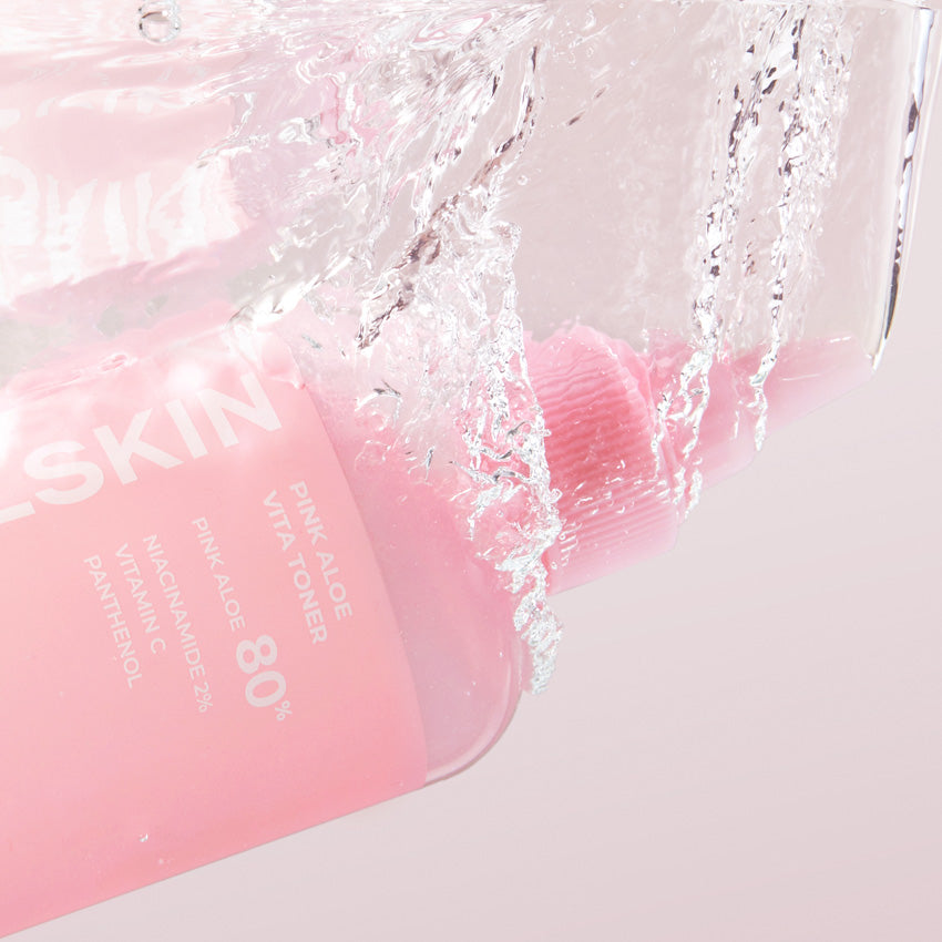 APRILSKIN Pink Aloe Vitamin C Soothing & Brightening Toner