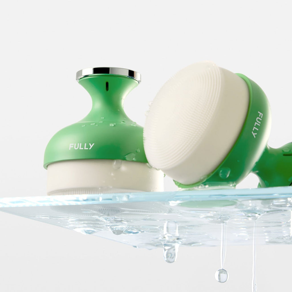 FULLY Pore Cleansing Silicone Brush