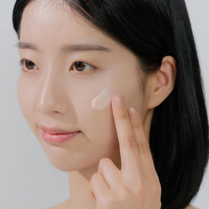 SKIN1004 Tone Brightening Tone-Up Sunscreen SPF50+ PA++++